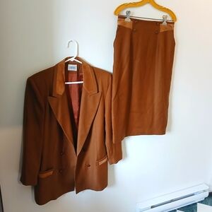 SOLD BUT CAN’T DELETE Virgin Lambs Wool 2 Piece Set, 80's/90's Blazer Jacket